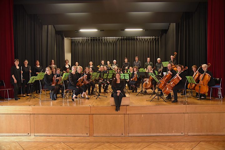 Das neue Orchester Rüti spielt im Löwensaal